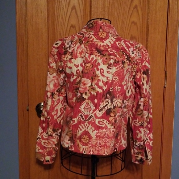 Jacket - Picture 3 of 7
